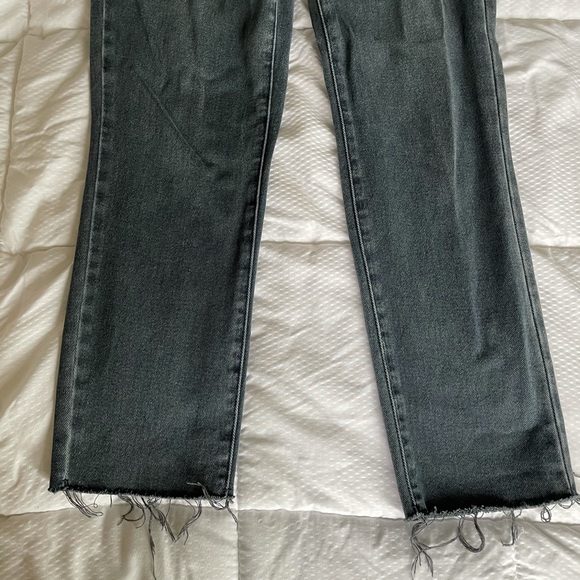 Pacsun faded black mom jeans! - Picture 3 of 4